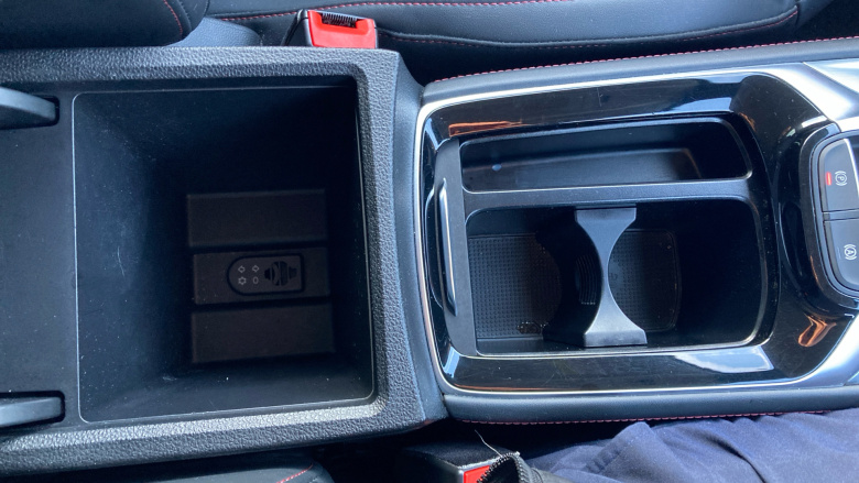 MG HS 1.5 T-GDI Trophy 5dr DCT Petrol Hatchback